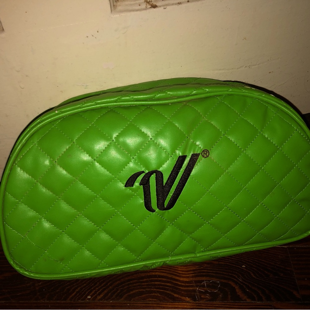 Bag was made to hold shoes, but does comes with a mesh pocket inside.